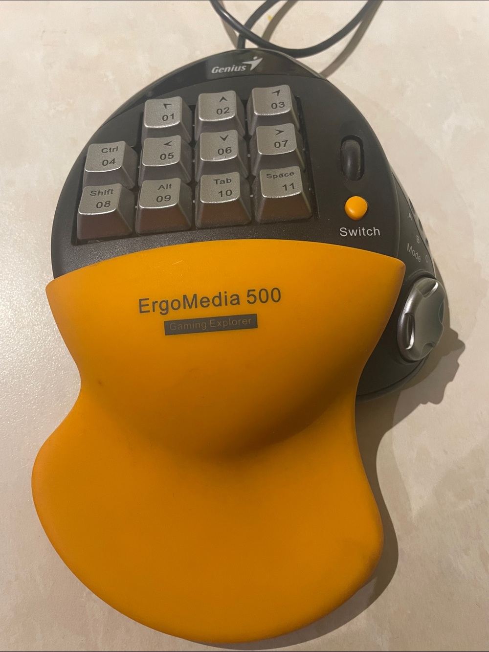 Vintage Genius Ergomedia 500 Gaming Explorer Controller Keypad USB